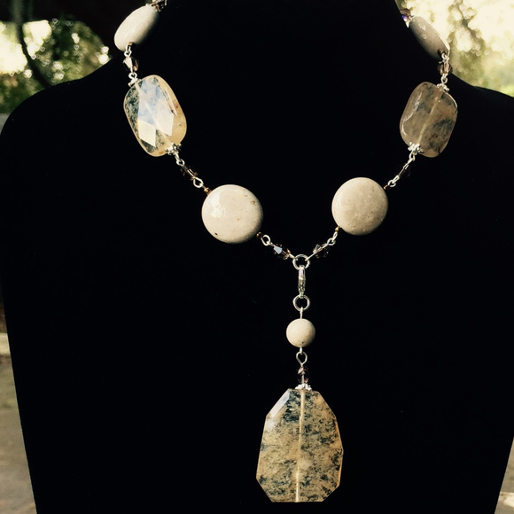 Quartz Necklace - Picture 8 of 8